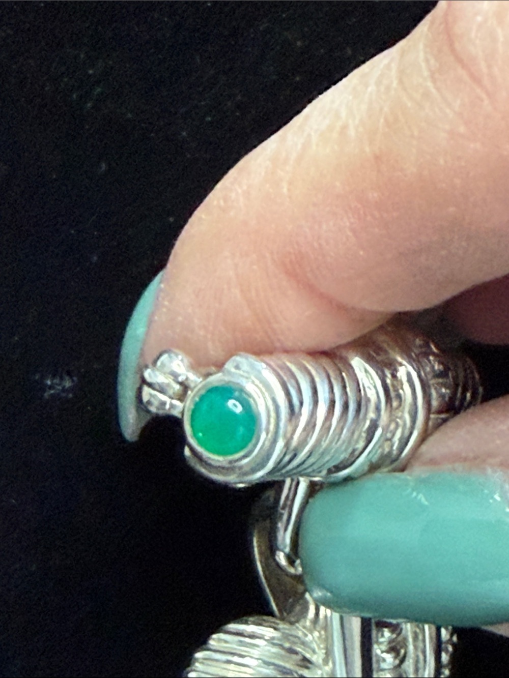 Judith Ripka Silver Ribbed Heart Toggle Brooch - Picture 3 of 9